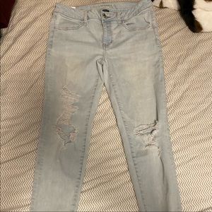 american eagle ripped jeans